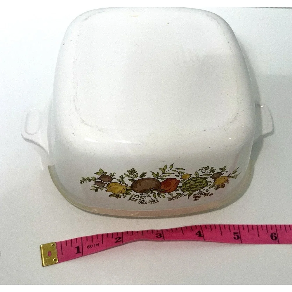 Vintage Corning Ware Casserole Baking Dish 2 3/4 Cup Spice of Life & Plastic Lid